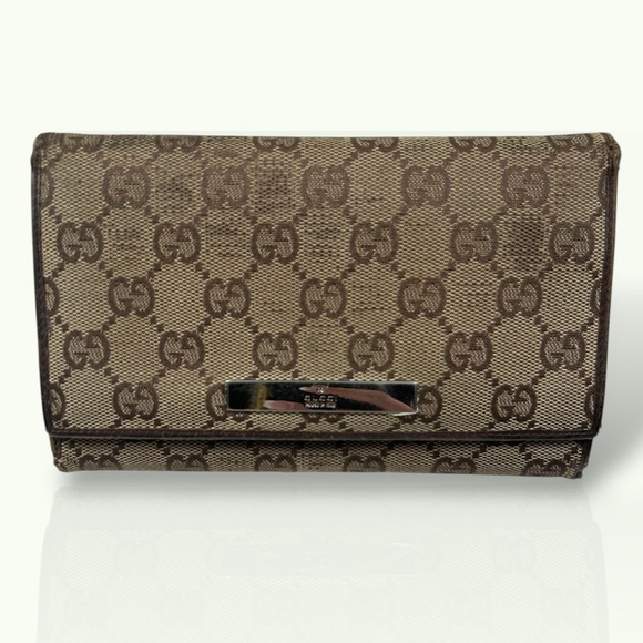 Gucci Beige and Brown GG Canvas Clutch Wallet - Picture 1 of 13